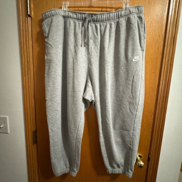 Women’s Nike gray 3x sweatpants - Picture 1 of 4